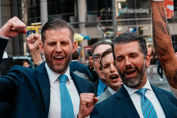 شرکت مورد حمایت پسران ترامپ به دنبال فروش پهپاد در خلیج فارس