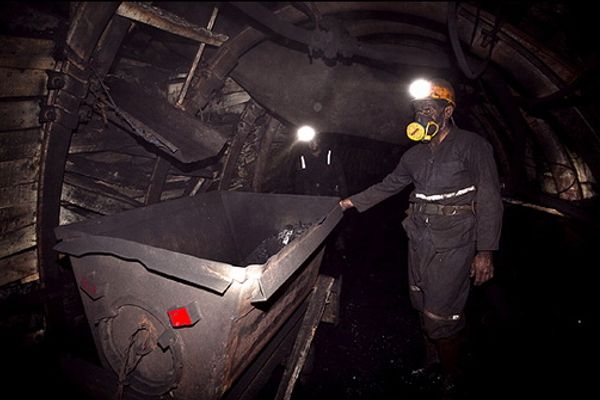 French labor unions blame authorities' negligence for deadly Iran mine explosion