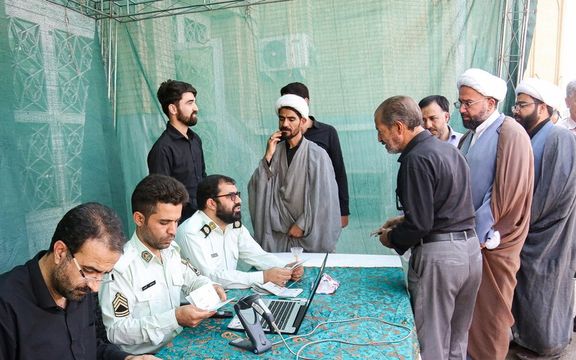 نیروی انتظامی خارج از روال اداری گذرنامه نمازگزاران را برای راهپیمایی اربعین تمدید کرد