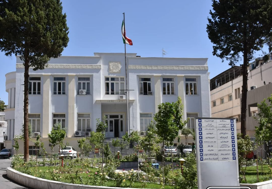 مرکز درمانی «شهید شوریده» وابسته به وزارت جهاد کشاورزی، هسته اصلی پناهگاه‌های خامنه‌ای به عمق ۴۰ تا ۵۰ متر، زیر این مرکز قرار دارد. 