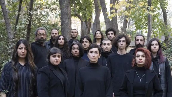 تلاش برای سرکوب هنرمندان حامی خیزش انقلابی؛ سهیلا گلستانی و حمید پورآذری بازداشت شدند