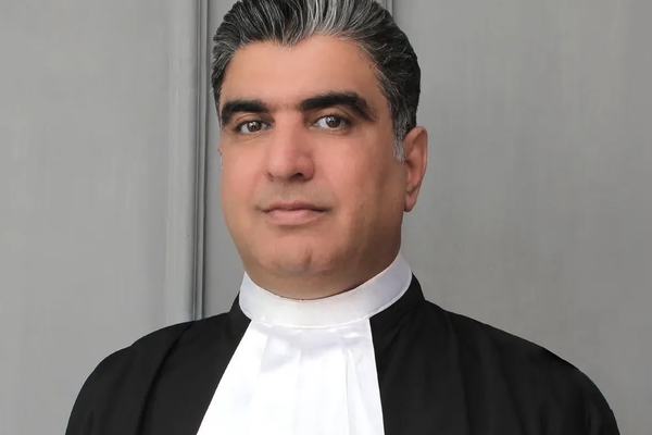 برادر خسرو علیکردی از دریافت پیامهای تهدیدآمیز از سوی افراد نزدیک به حاکمیت خبر داد