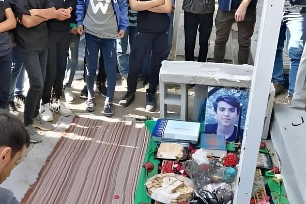 پیکرهای کودکان کشتهشده در آبان۹۸ به دنیا فریاد زدند: جمهوری اسلامی کودککش است