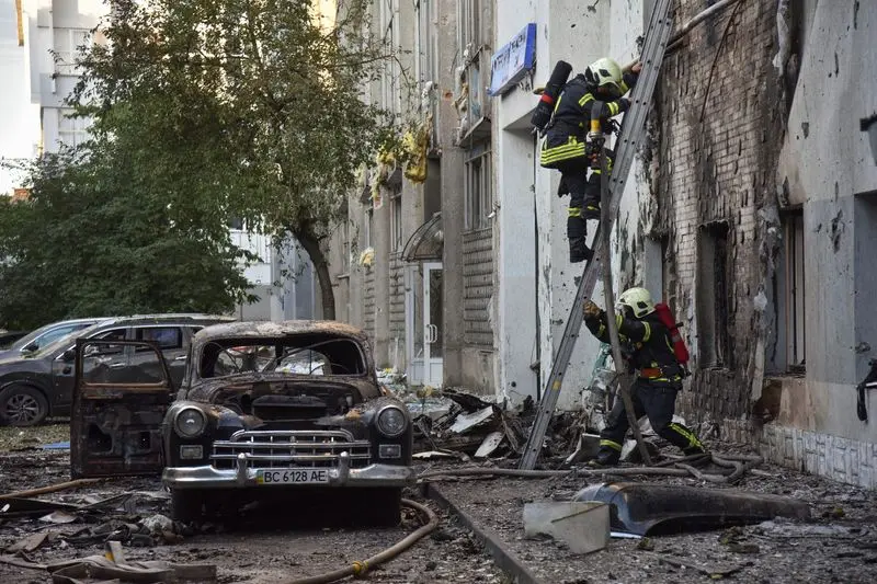  زلنسکی: روسیه در حملات جمعه شب، ۵۹۷ پهپاد و ۲۶ موشک به اوکراین شلیک کرد