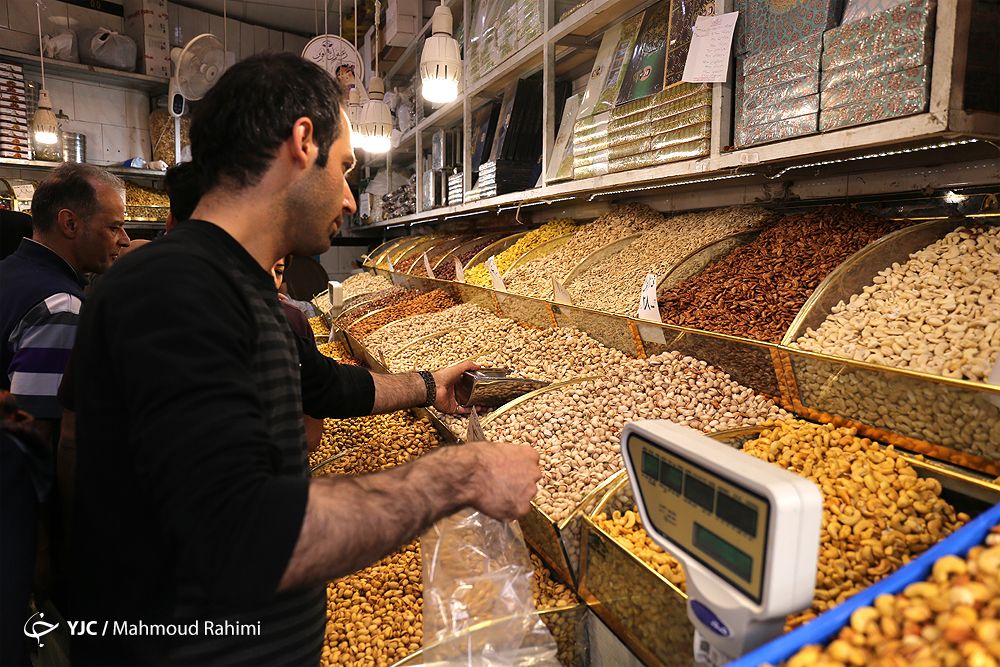 اتحادیه خشکبار تهران: جهش نرخ دلار عامل گران شدن آجیل و پسته است