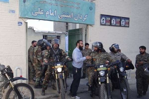 از وزارت اطلاعات تا کلانتری؛ کدام بخشهای ماشین سرکوب هدف قرار گرفتهاند؟