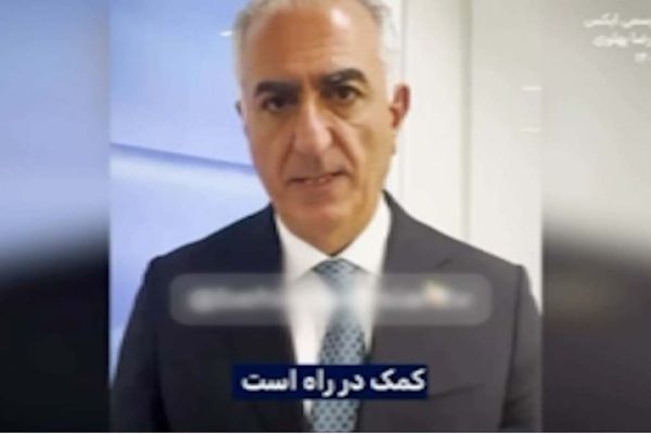 پخش تصاویر اعتراضات و پیام شاهزاده رضا پهلوی پس از هک شبکههای تلویزیونی جمهوری اسلامی