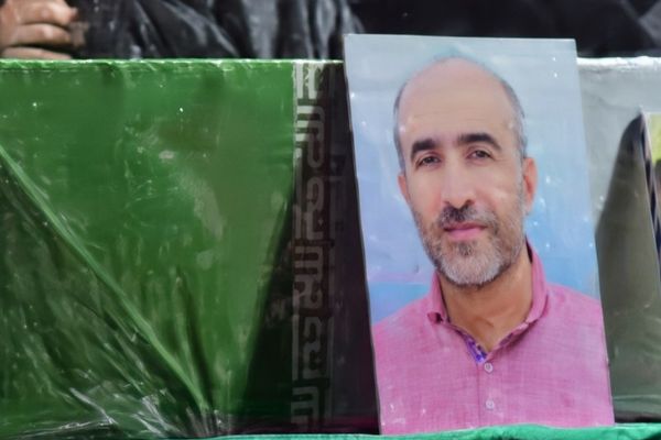 جنازه محافظ علی شمخانی پس از یکماه از زمان کشته شدنش، شناسایی شد