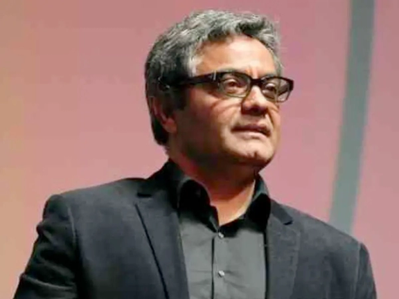 رسولاف: از نمایش فیلمم در جایی که سیاستمدارانش مردم ایران را هدف قرار دادند، خشمگینم