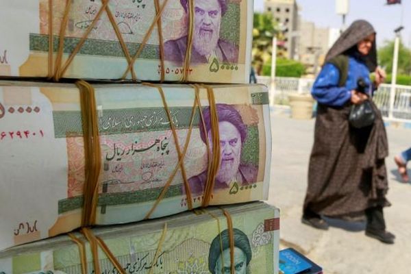 Experts In Tehran Debate Impact Of Iran’s Funds Released By Iraq