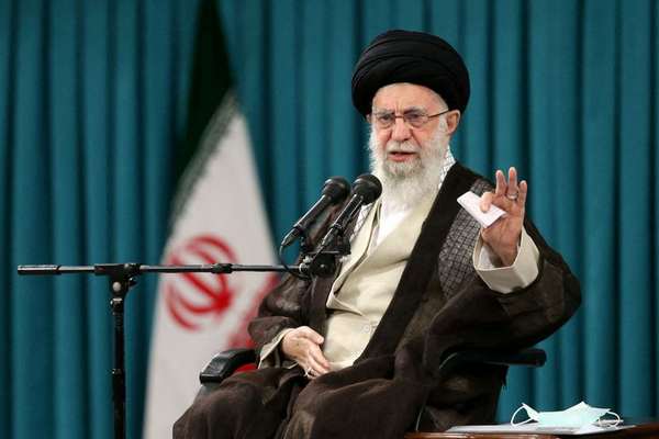 Khamenei warns Muslim states against aiding Israel, blocking Gaza aid