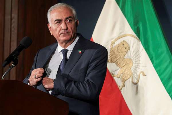 پیام شاهزاده رضا پهلوی به خانوادههای جاویدنامان: آزادی و عدالت در راه است