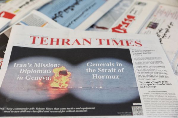 US, Iran hold talks in Geneva under shadow of military threats