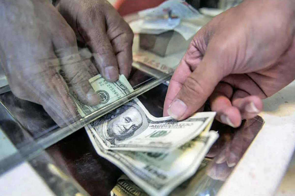اولین واکنش اقتصاد ایران به پیروزی ترامپ: گشایش بازار با دلار ۷۰ هزار تومانی 