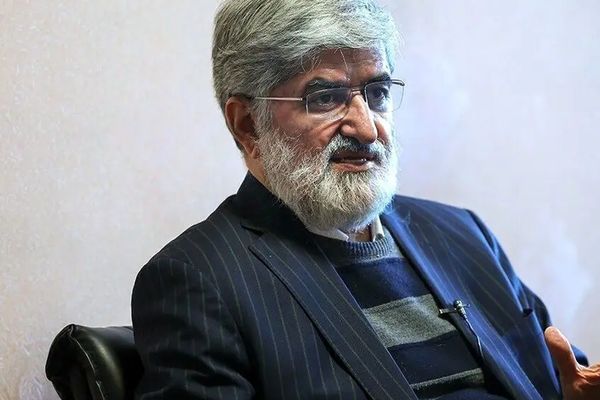 نائب رئيس البرلمان الإيراني السابق: بزشكيان عليه قبول لقاء ترامب من أجل "مصالح الأمة"