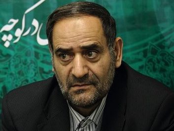 سخنگوی کمیسیون صنایع: خودرویی که ۳۳۵ میلیون خریدم پس از یک هفته خراب شد و ۱۴ نقص فنی داشت