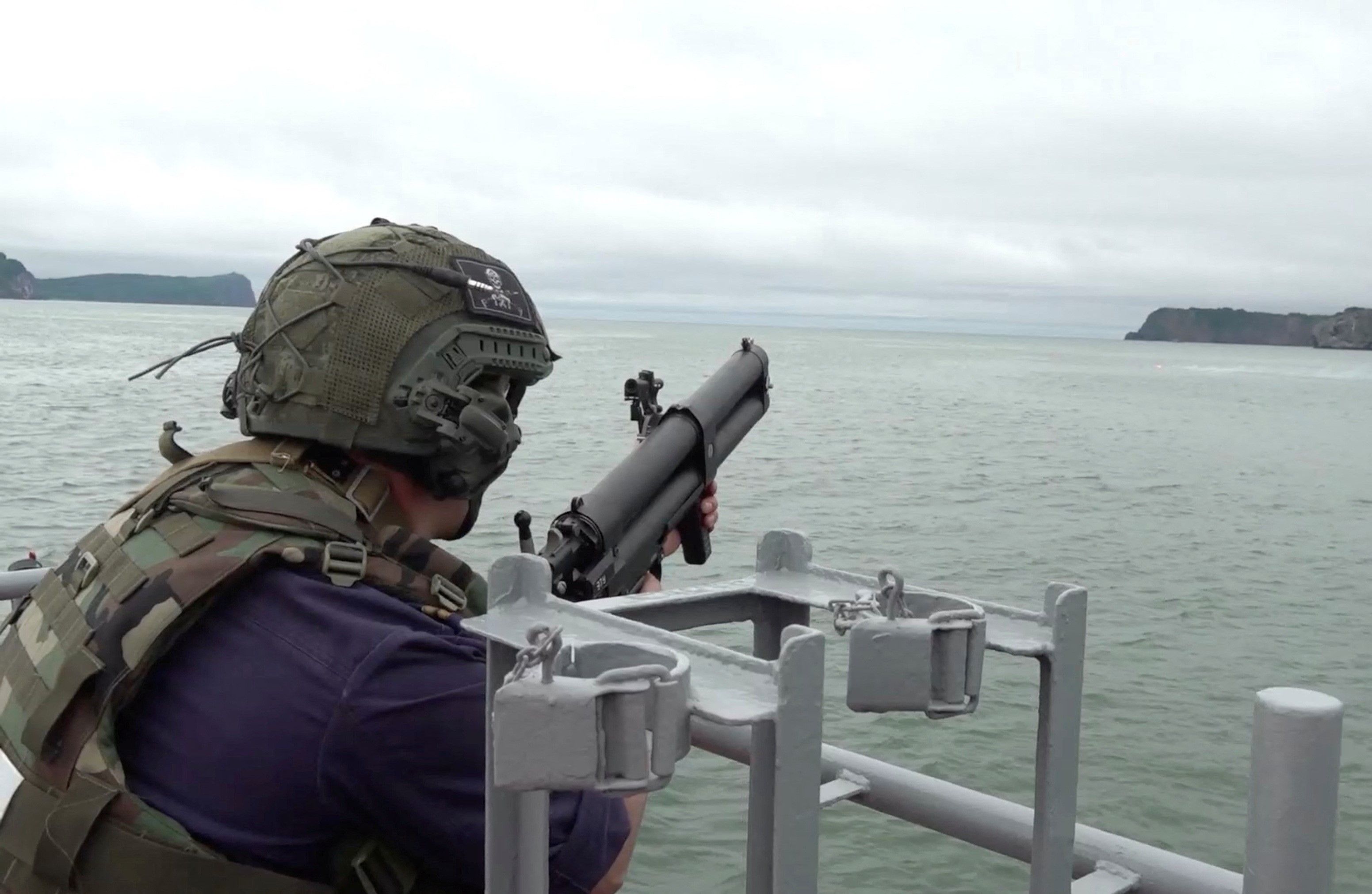 آغاز رزمایش گسترده نیروی دریایی روسیه در ۴ نقطه از آب‌های جهان