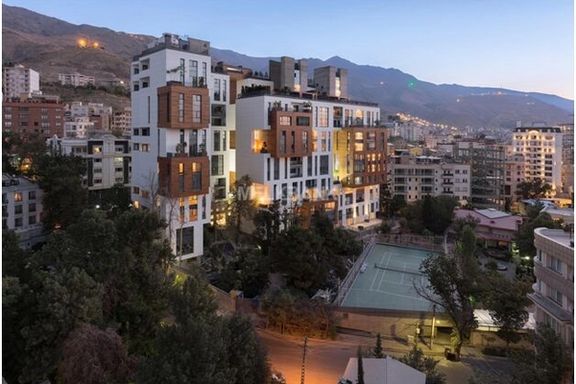 عضو هیات مدیره مشاوران املاک تهران: در بعضی مناطق قیمت خانه با دلار تعیین میشود