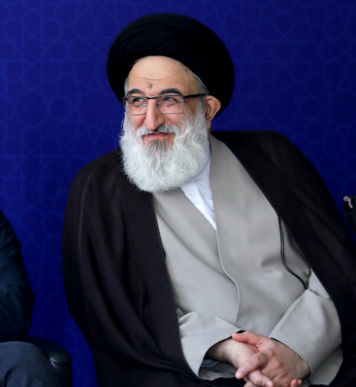 ممثل خامنئي: العدو يحاول خلق استقطاب بين الإيرانيين بأزمات نقص الكهرباء والمياه