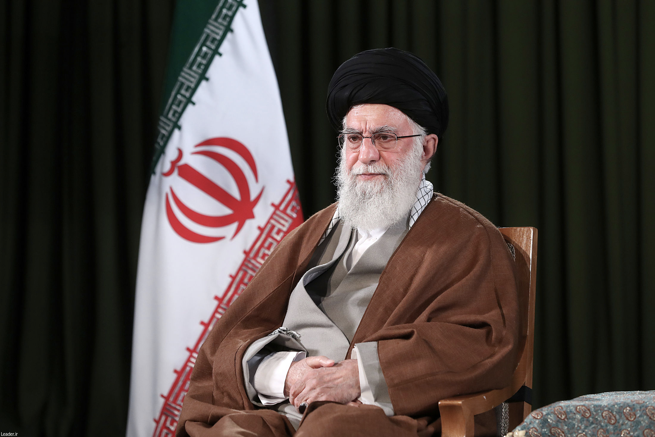 نگرانی‌ها از احتمال اعدام ۱۰زندانی در رجایی‌شهر؛ خامنه‌ای: خدای سال ۶۰ همان خدای امسال است