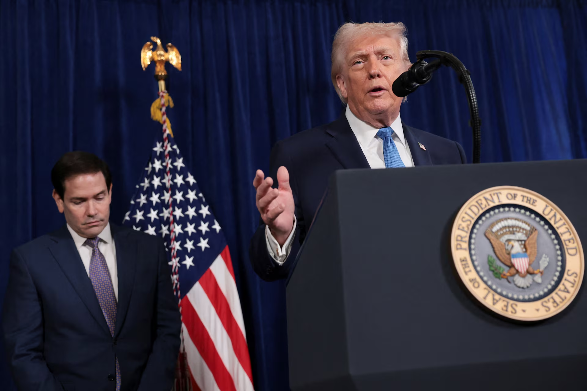 وزیر خارجه آمریکا: وقتی رییس‌جمهور می‌گوید کاری را انجام می‌دهد، واقعا به آن عمل می‌کند