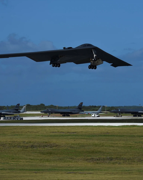 قانونگذاران آمریکا انتقال بمبهای سنگرشکن به اسرائیل را پیشنهاد دادند