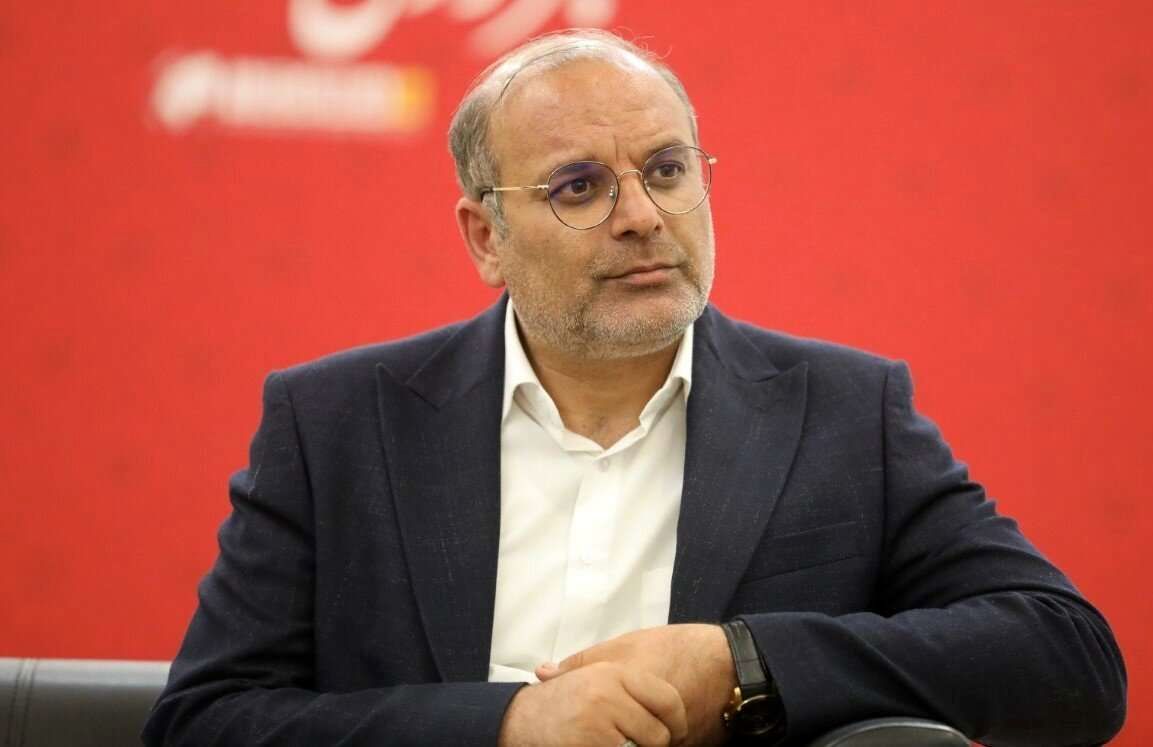 برلماني إيراني: نعيش اليوم في حالة حرب