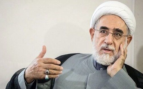 نماینده سابق مجلس: مقامهای جمهوری اسلامی ابا دارند بگویند پای میز مقامهای آمریکا نشستند