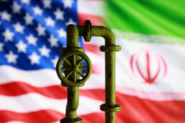 مقام آمریکایی: ایران تنها زمانی نفت میفروشد که به همه بندهای توافق پایبند باشد