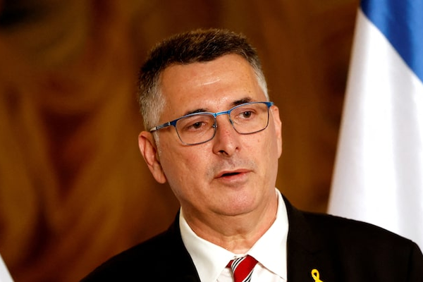 وزیر خارجه اسرائیل: از اخراج سفیر جمهوری اسلامی از لبنان استقبال میکنیم