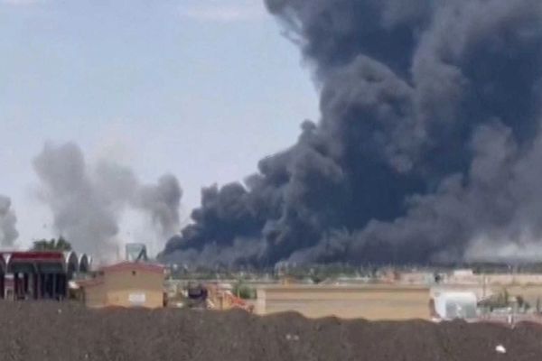 دوي انفجارات في تبريز.. ومحاولات مغادرة باتجاه الحدود التركية