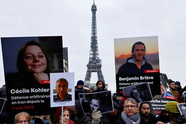 France Says Iran Breaching International Treaty With Detaining Foreigners