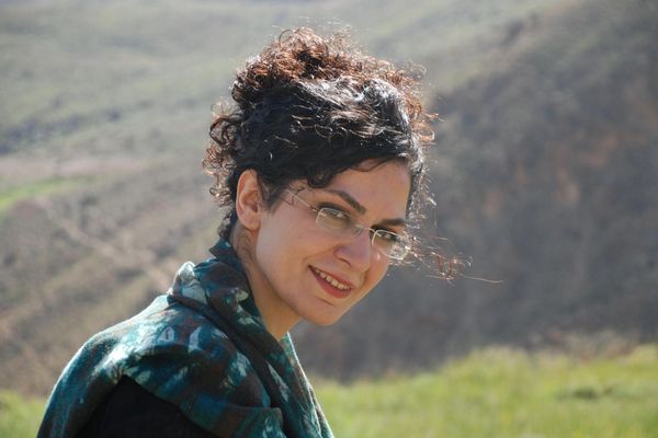 Iranian Female Political Prisoner Ends Hunger Strike