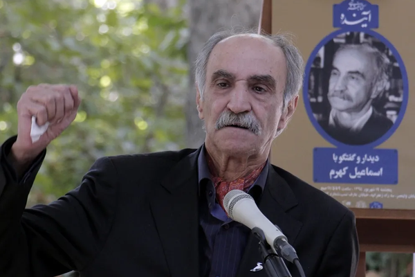 القضاء الإيراني يوجه اتهامًا لناشط بيئي بعد انتقاده الإنفاق على الصواريخ بدل معالجة التلوث