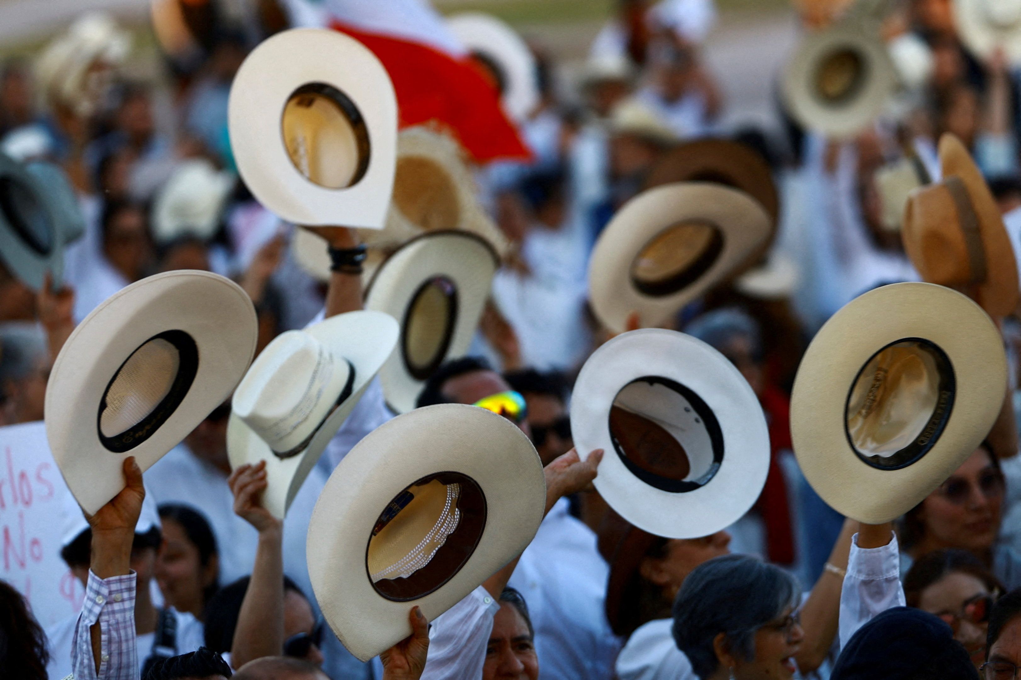 تظاهرات «نسل زد» در مکزیک ۱۲۰ زخمی بر جای گذاشت