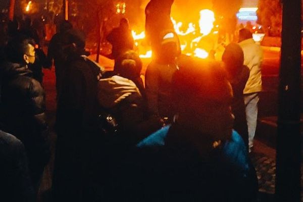 پیام مخاطب از کرج: موتورسواران حکومت مردم را گیر انداختند و به تیر بستند