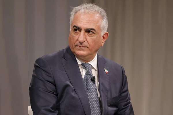 شاهزاده رضا پهلوی: بازداشتشدگان مراسم خسرو علیکردی باید بدون قید و شرط آزاد شوند