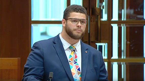 سناتور استرالیایی خواستار تحریم ۱۰ مقام ایرانی مسئول در گروگانگیریها شد