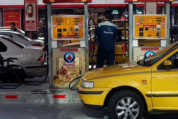 عضو کمیسیون انرژی مجلس: ما هم موضوع گران شدن قیمت بنزین را شنیدیم، امیدواریم شایعه باشد