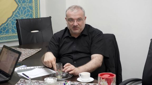 برلماني إيراني: الدولار قد يصل إلى 130 ألف تومان في الشتاء إذا استمر التضخم