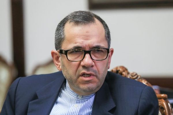 نائب وزير الخارجية الإيراني: إيران مستعدة لمحادثات دون تهديد أميركي