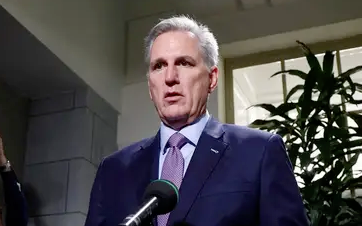 رییس سابق مجلس نمایندگان آمریکا: مماشات بایدن با ایران فقط تروریستها را جسور کرده است