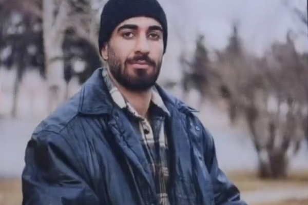 مقتل أميد سرلك يشعل الشارع الإيراني… والنظام يلاحق المحتجين حتى على الإنترنت