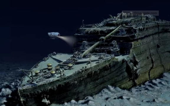 زیردریایی گردشگران که برای تماشای لاشه کشتی تایتانیک رفته بود، در اقیانوس اطلس ناپدید شد