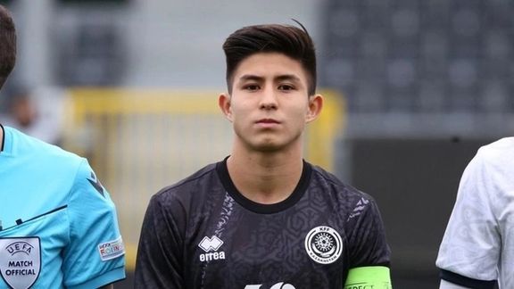 اولین قزاقستانی تاریخ PL؛ ساتپایف ۱۶ ساله به چلسی پیوست