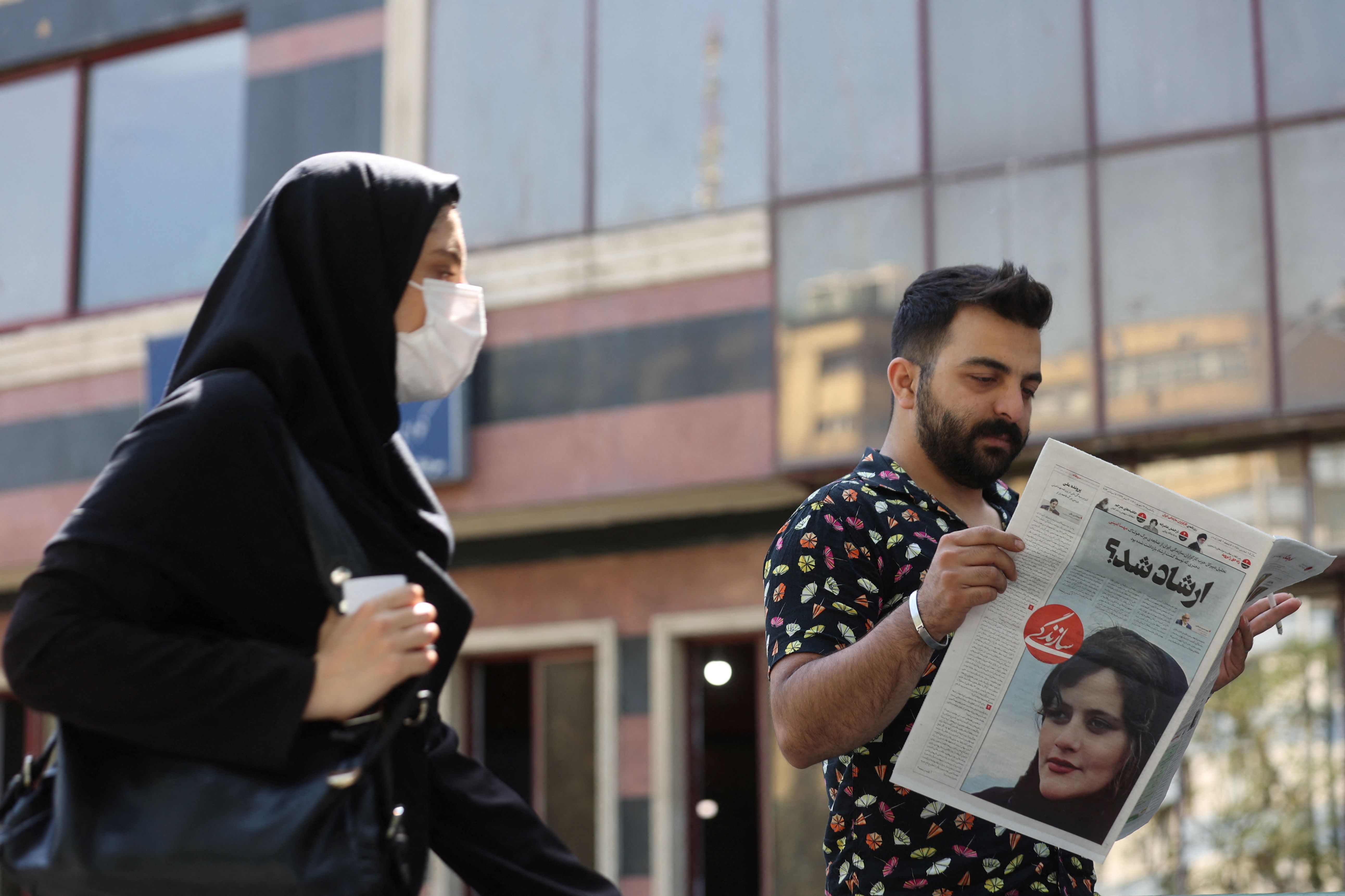 Iran Prosecutes Nearly 100 Journalists In 2024 - Report