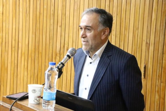 رییس دانشکده کشاورزی تهران: تذکر ماموران حراست به دلیل «بغل کردن دانشجوی دختر و پسر» بود