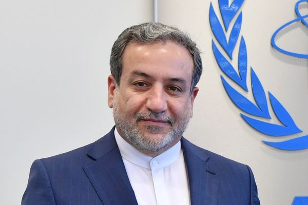 عباس عراقچی: رفتارها و گفتارهای متناقض آمریکاییها بسیار تردید برانگیز است