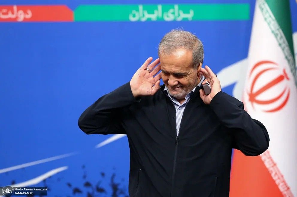 عقب مجازر النظام بحقهم.. الرئيس الإيراني يصف قتلى وجرحى الاحتجاجات بـ "المضطربين نفسيًا"