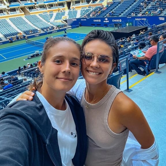 پس از فشار بابت مخالفت با جنگ؛ ستاره زن تنیس روسیه با پرچم استرالیا مسابقه میدهد